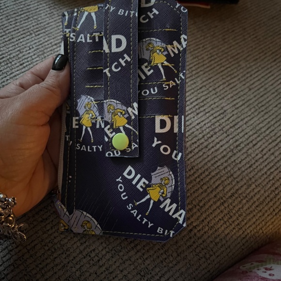 Salty wallet - Picture 6 of 9